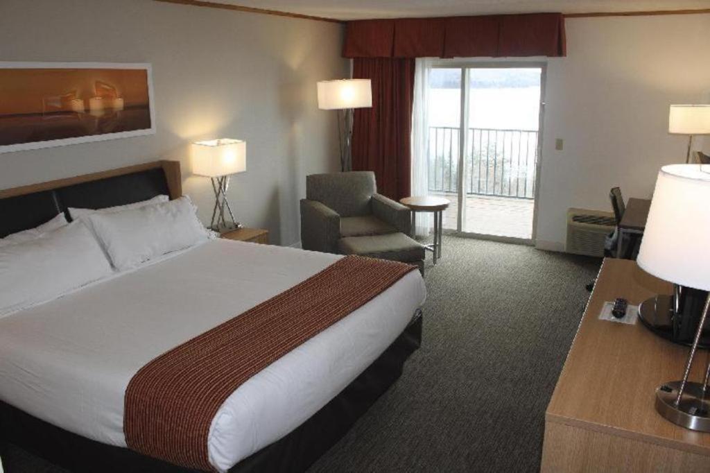 Holiday Inn Express Munising-Lakeview Hotel By Ihg Kültér fotó